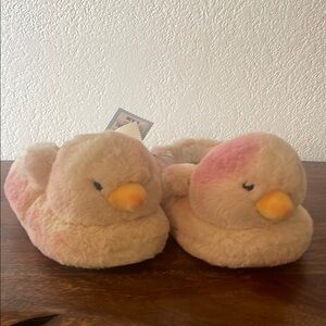 Cat & Jack Toddler Plush Chick Slippers